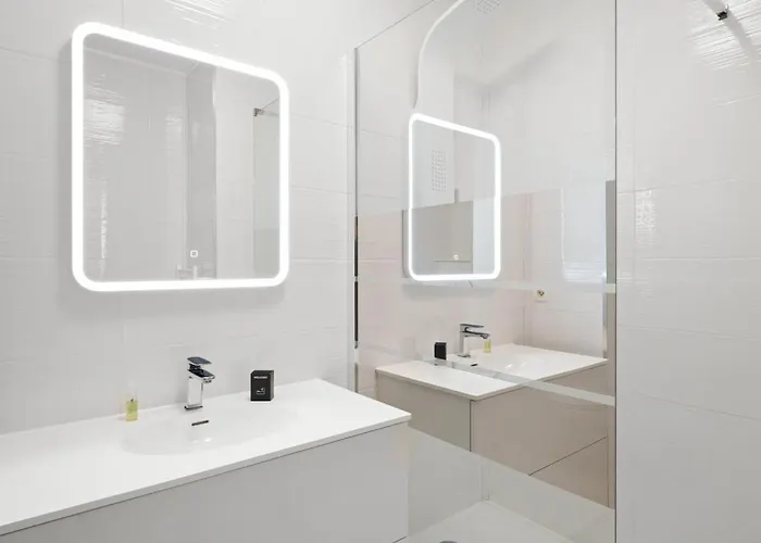 Apartment Pour Deux Tres Jolie Au Centre Menton